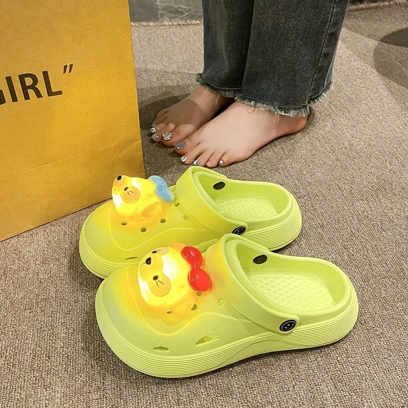 可爱鼠雪莉玫灯光洞洞鞋韩版女款春夏防滑松糕增高包头发光带灯