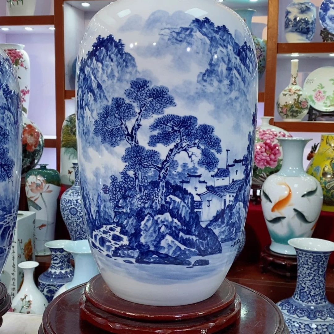瓷片青花山水冬瓜瓶