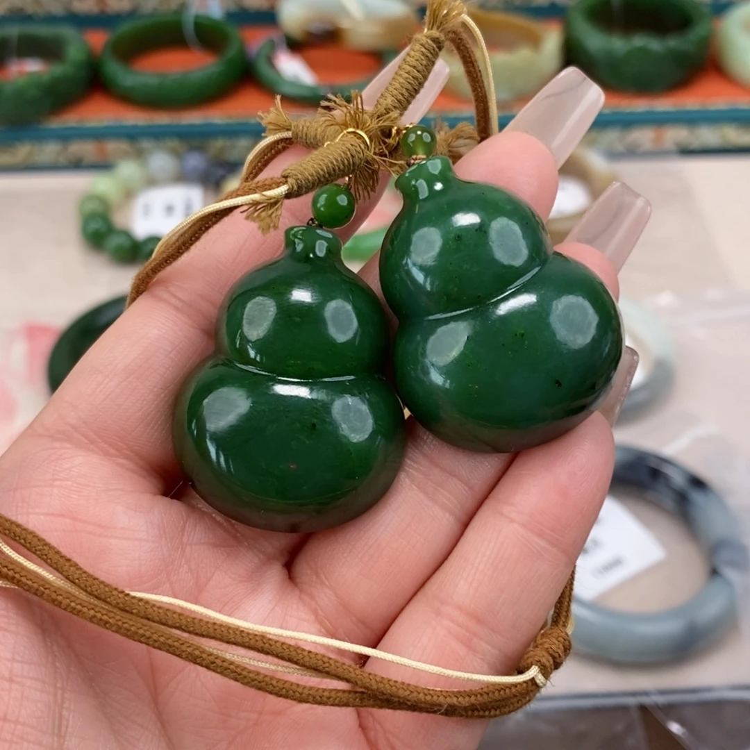 夢***梦和田玉未镶嵌手镯葫芦两个