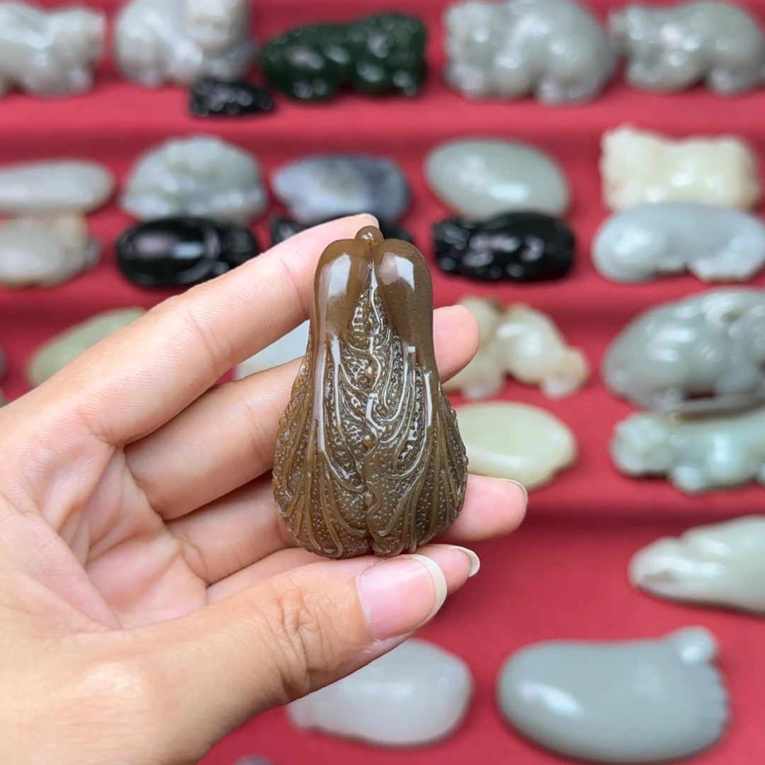 未镶嵌和田玉（糖玉）把件