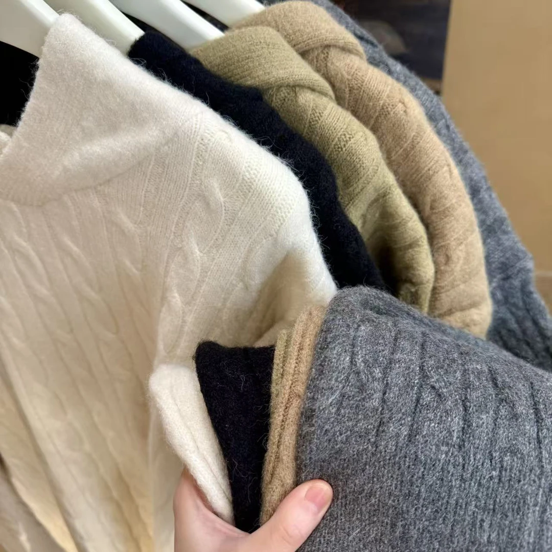 【大头韦韦】冬季加厚麻花连帽针织毛衣785211