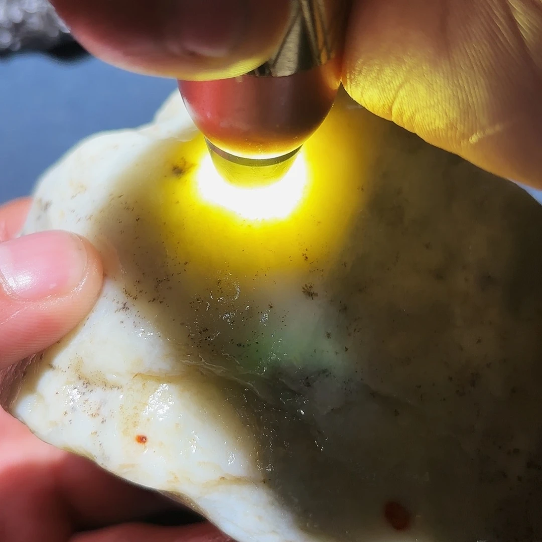 和田玉未镶嵌珠宝奇石