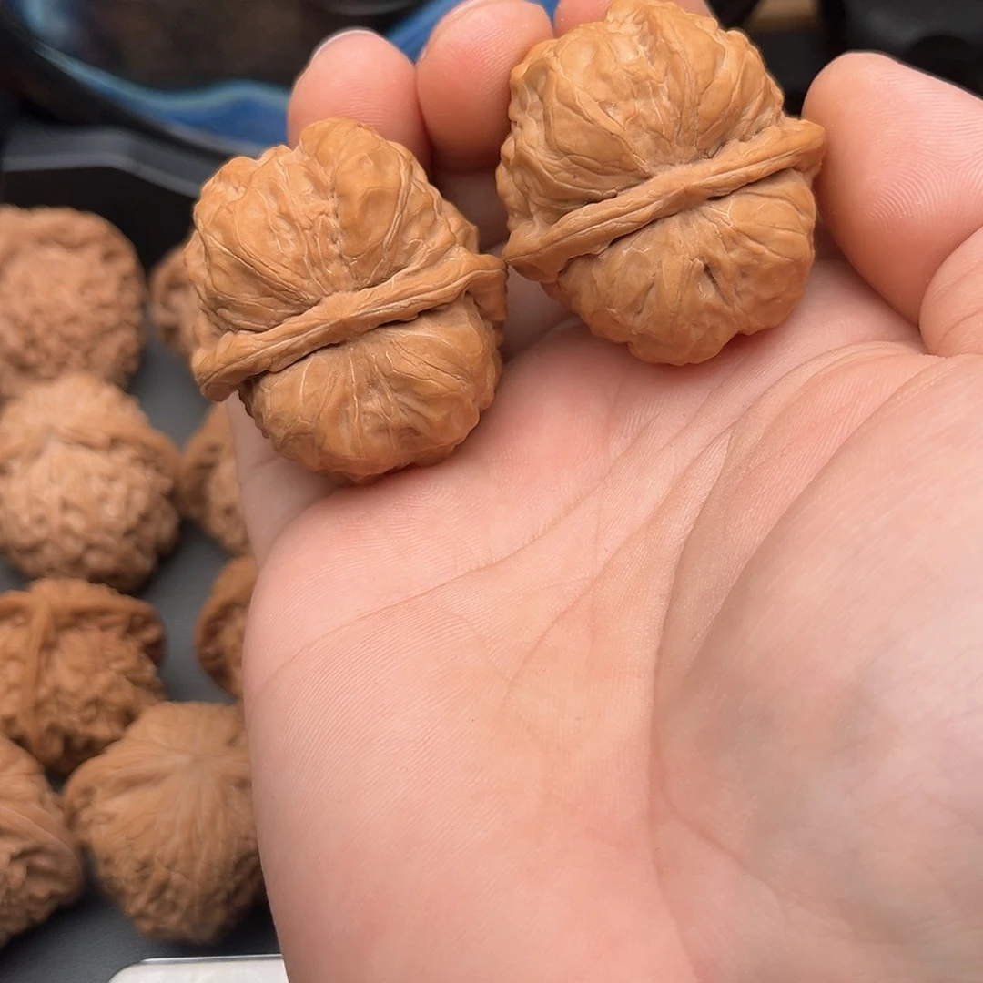 文玩核桃吊坠蛤蟆