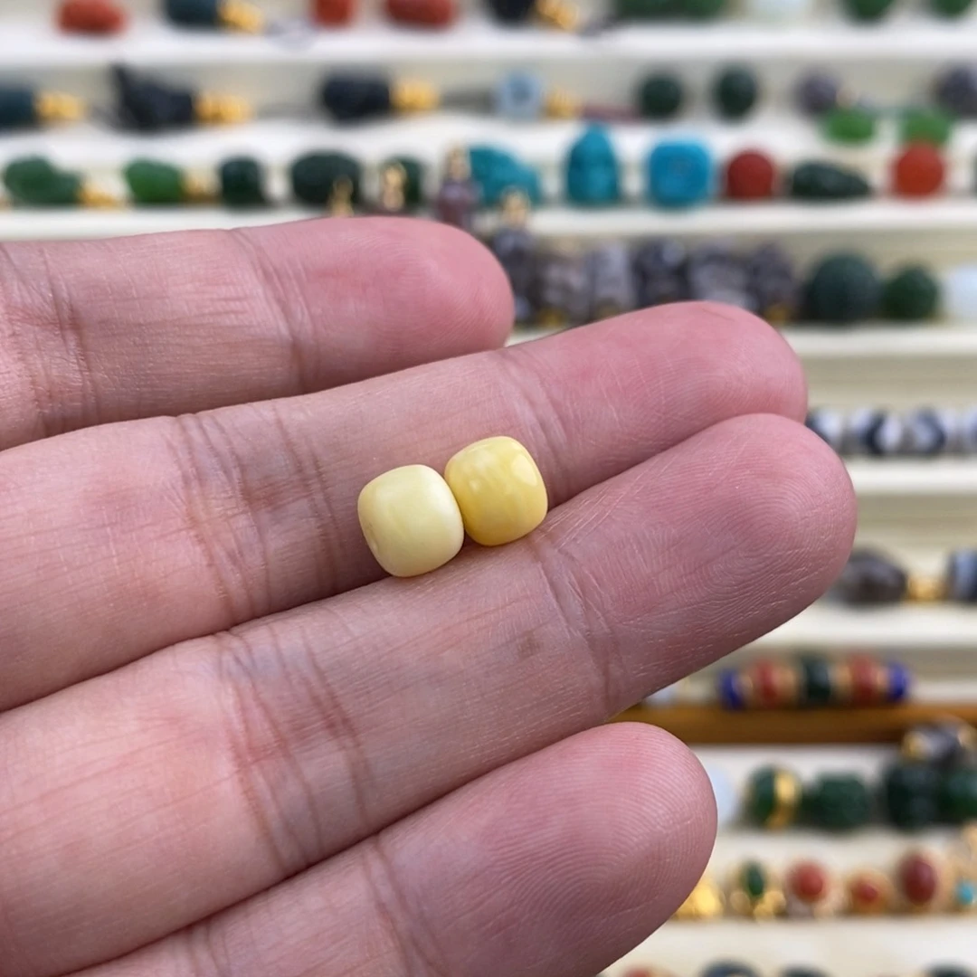 蜜蜡颈饰未镶嵌老型