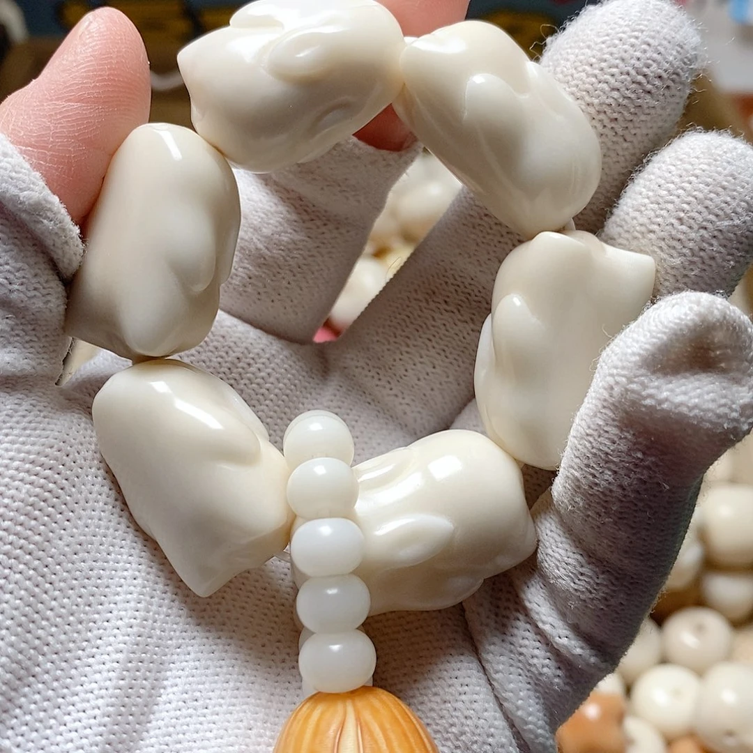 文玩核桃手串绿****】兔子手捻瑕疵款