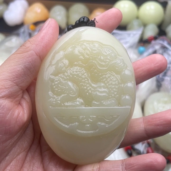 用***0石材天然古青石手把件