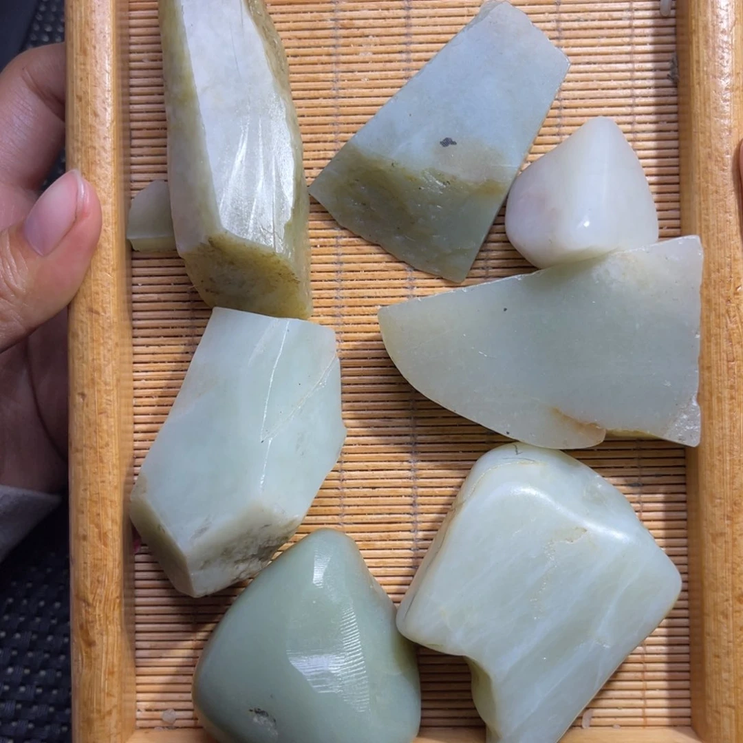 未镶嵌和田玉珠宝半成品
