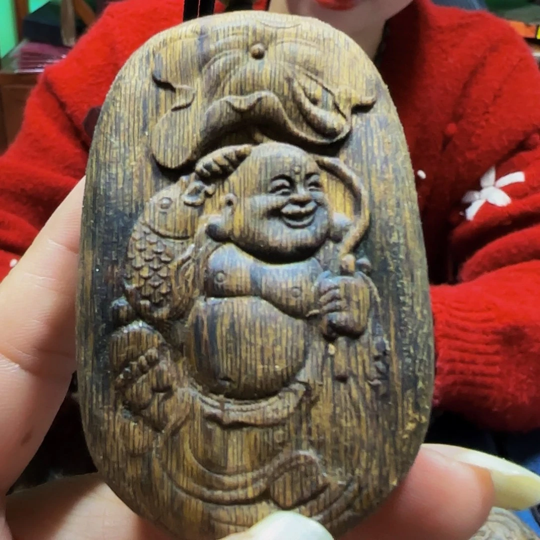 沉香沉香碎屑海南白奇乌身老料渔佛带绳22.6克