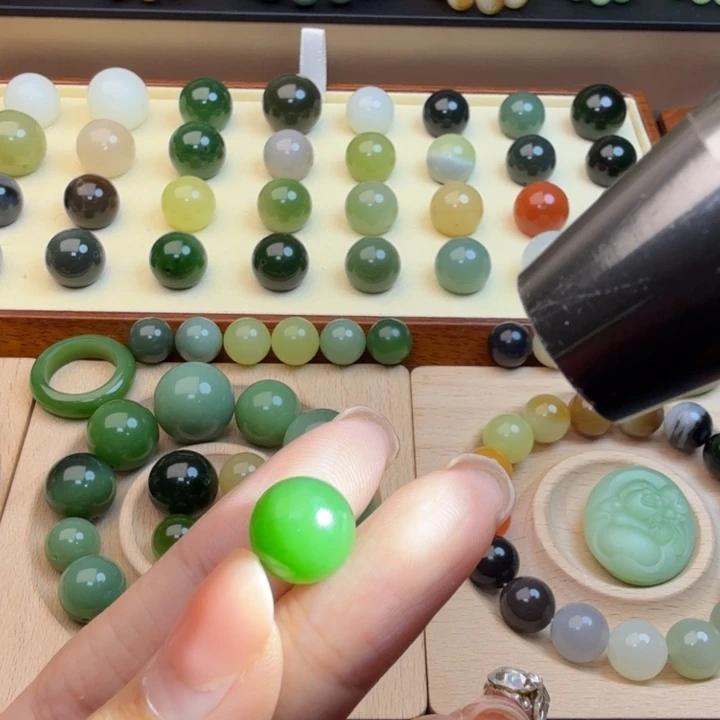 和田玉未镶嵌珠宝半成品