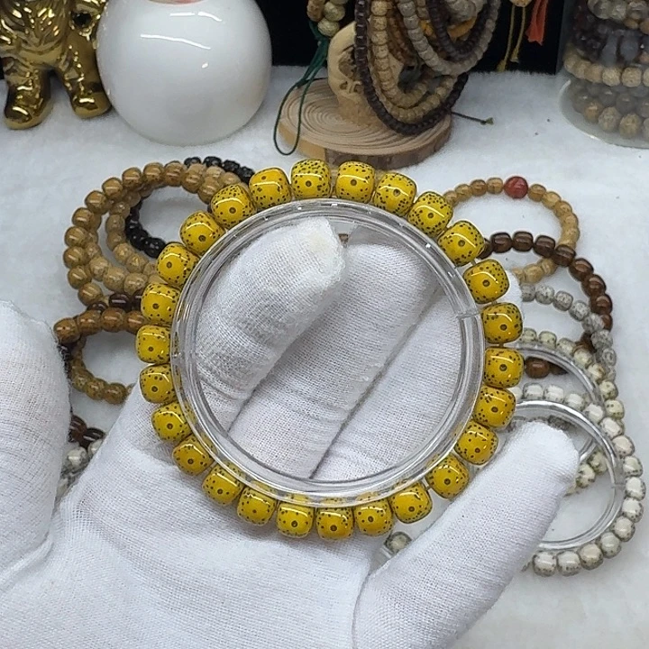 小****手串星月菩提鸡油黄