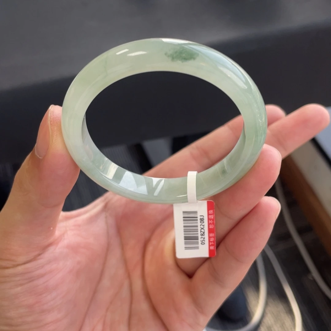 翡翠手镯未镶嵌天然缅甸a货翡翠手镯