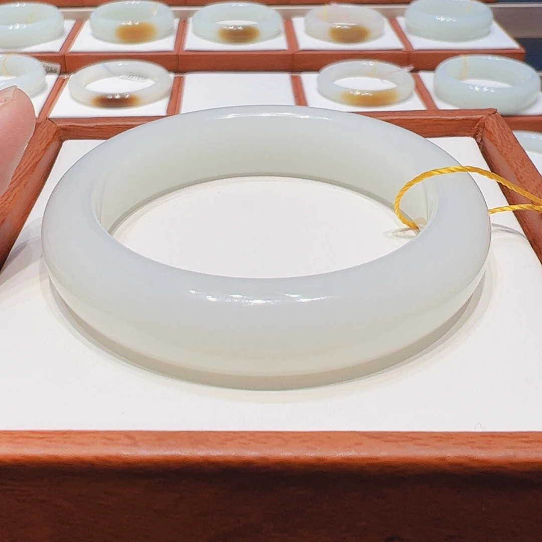 和田玉未镶嵌手镯羊脂白5253