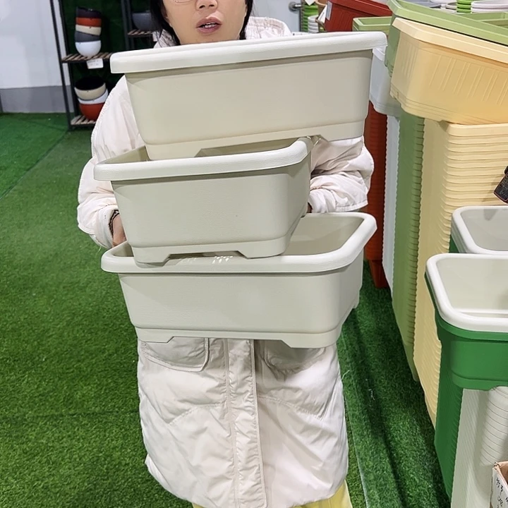 特价方菜盆长38宽28高18米色带托3只