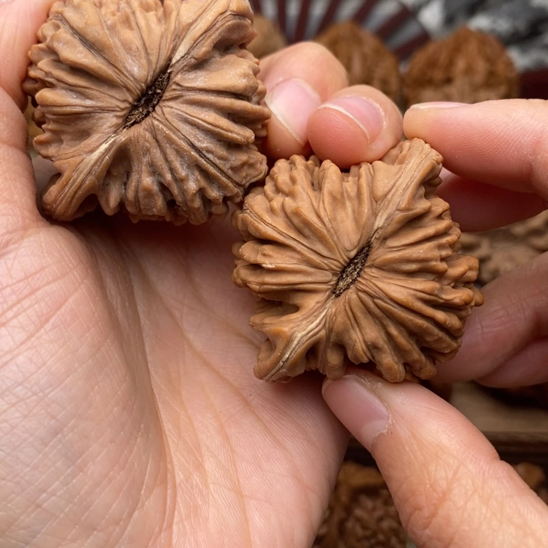 文玩核桃把件271号46全品楼