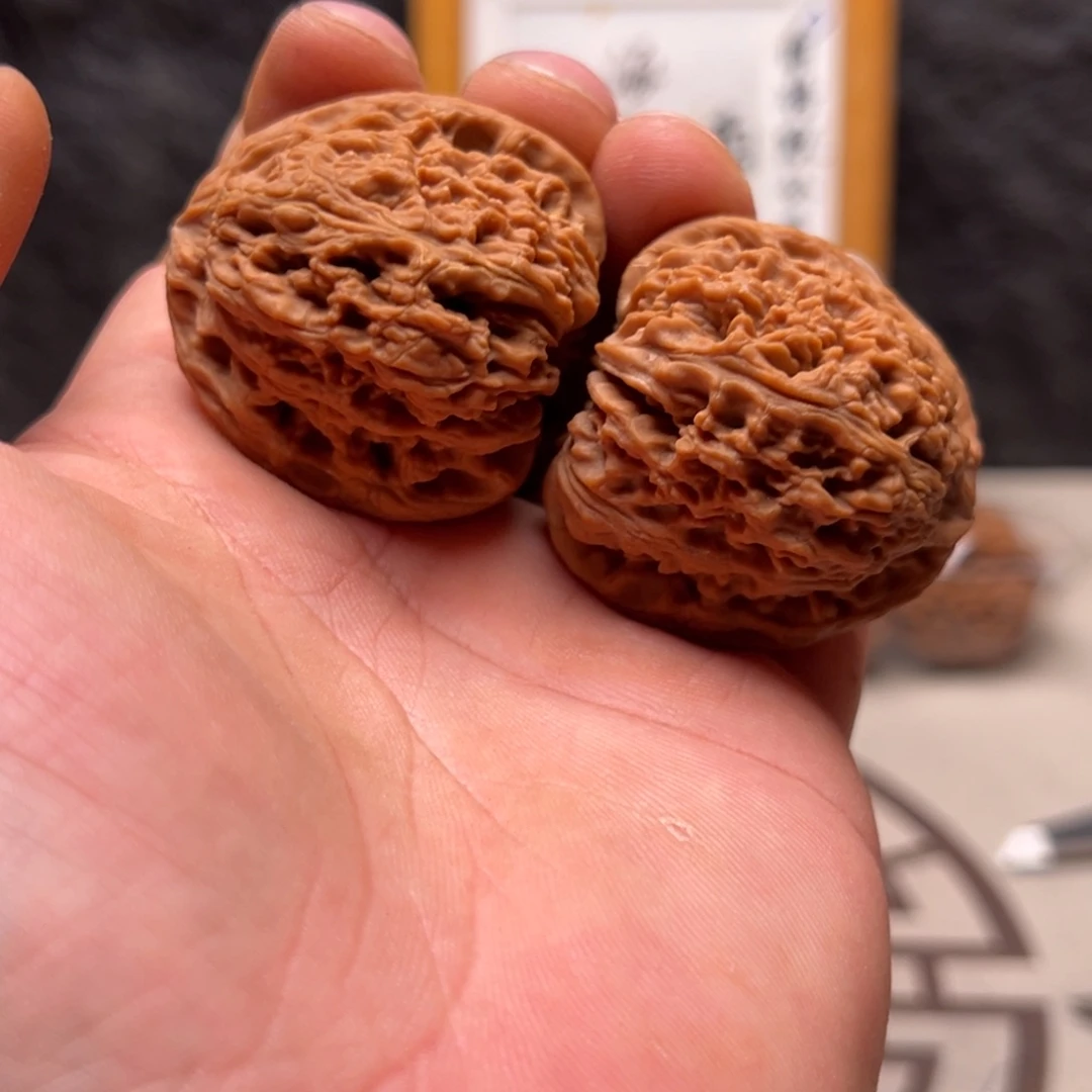 阿***泽文玩核桃把件南疆41黄金甲