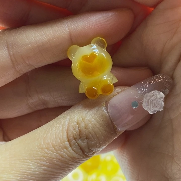 未镶嵌蜜蜡裸石是*暖微瑕