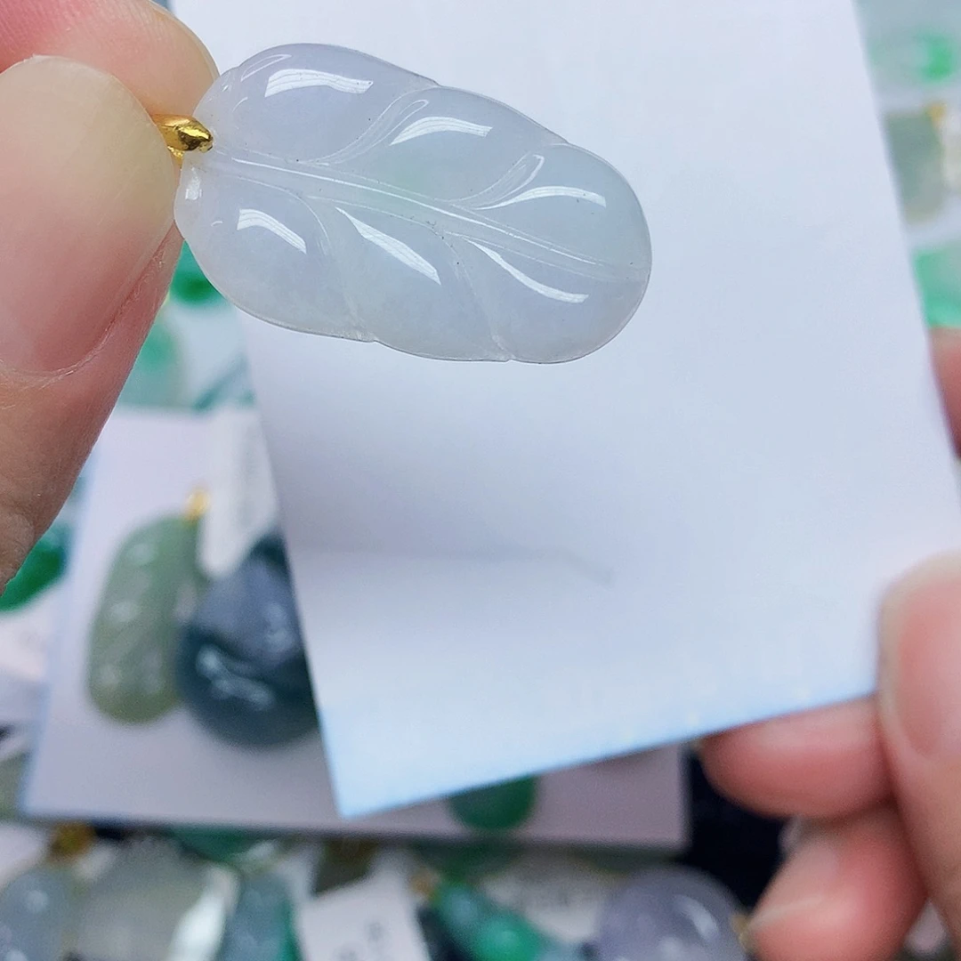 翡翠未镶嵌颈饰367899