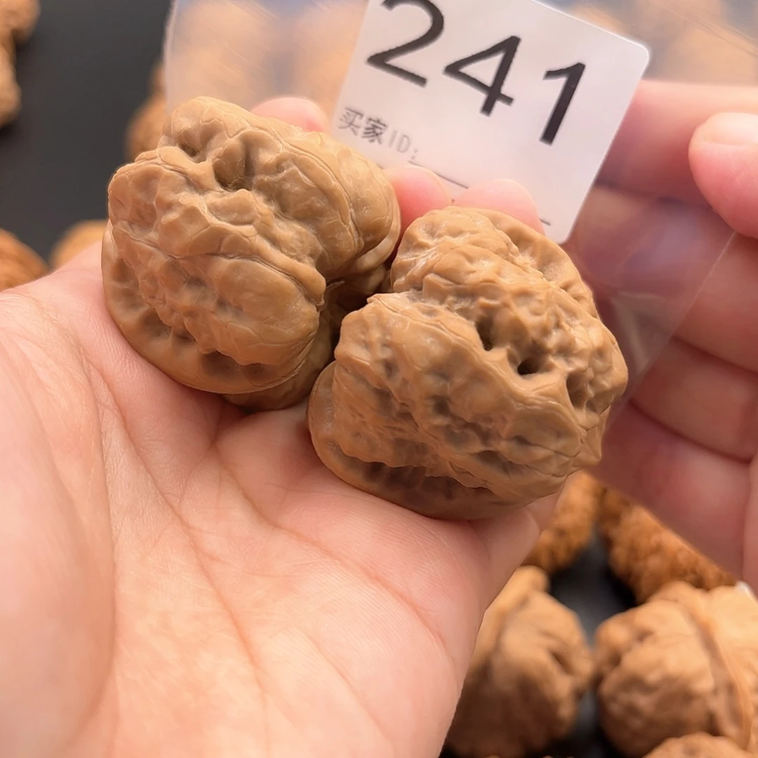 广***哥把件文玩核桃蛙蛙全品38肚42