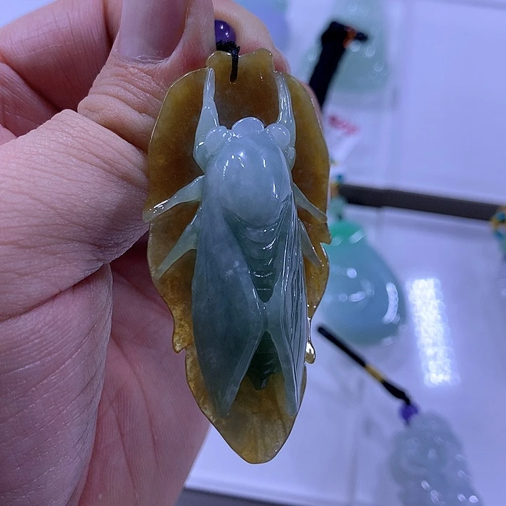 翡翠颈饰未镶嵌天然翡翠A货吊坠