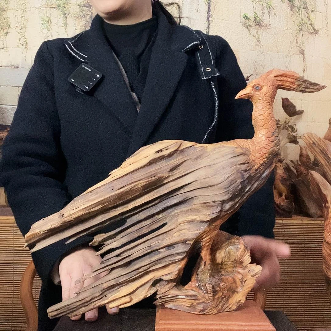 松木轻****g琥珀木随行巧雕