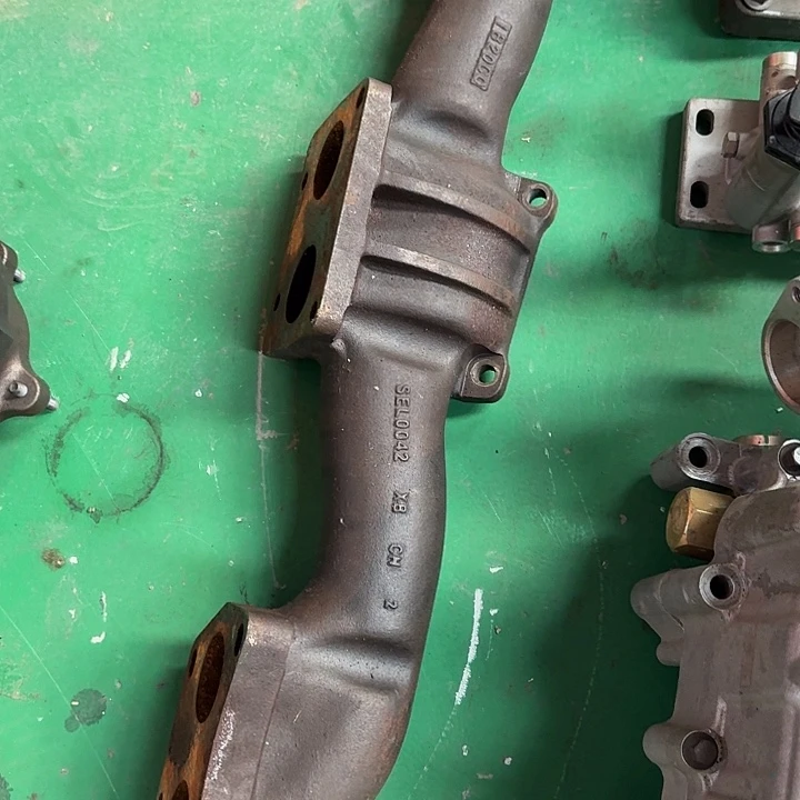 *****福田康明斯发动机排气管