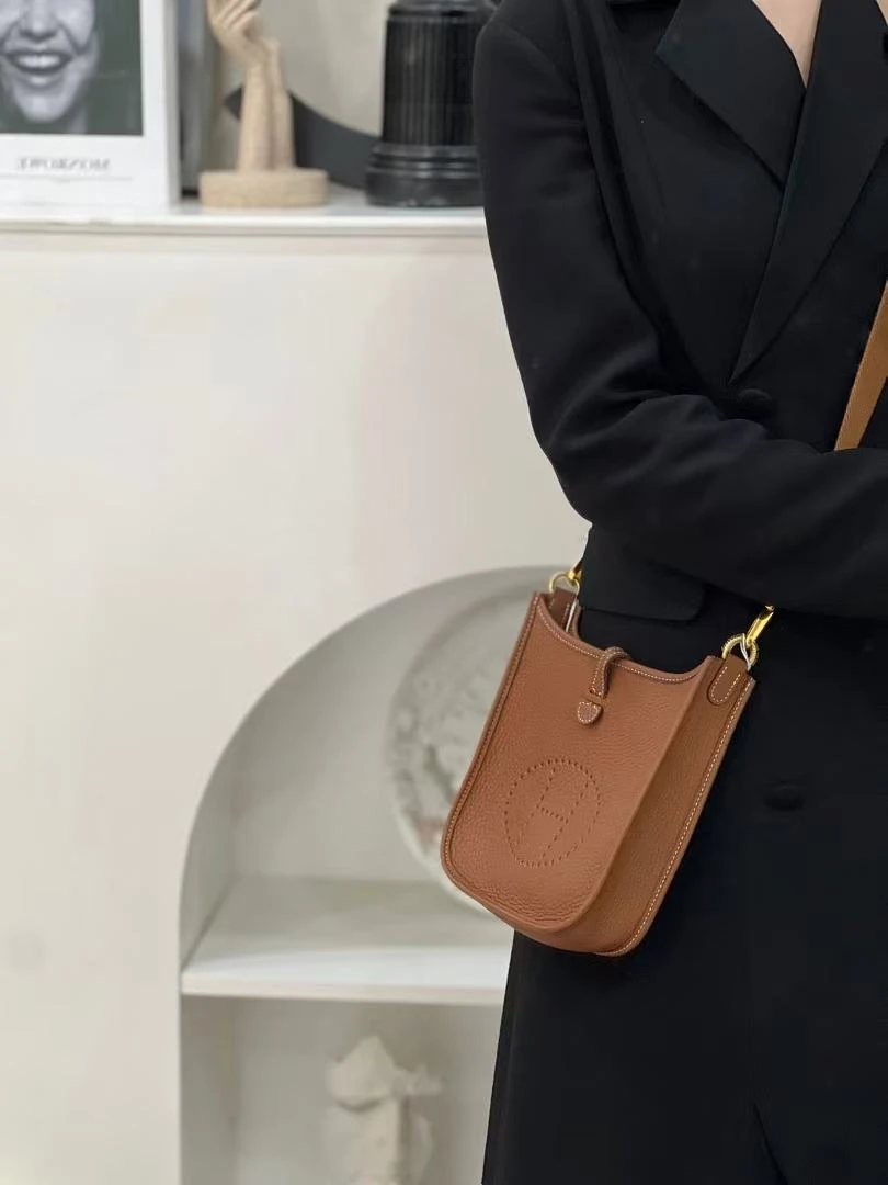 99新 Hermes/爱马仕 爱马仕伊芙琳金棕mini包/U刻/甄选