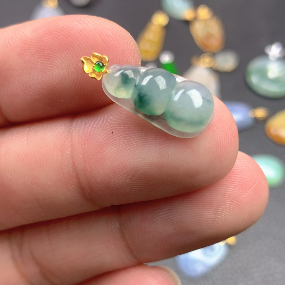 【闪购商品】颈饰18K金镶嵌翡翠翡翠