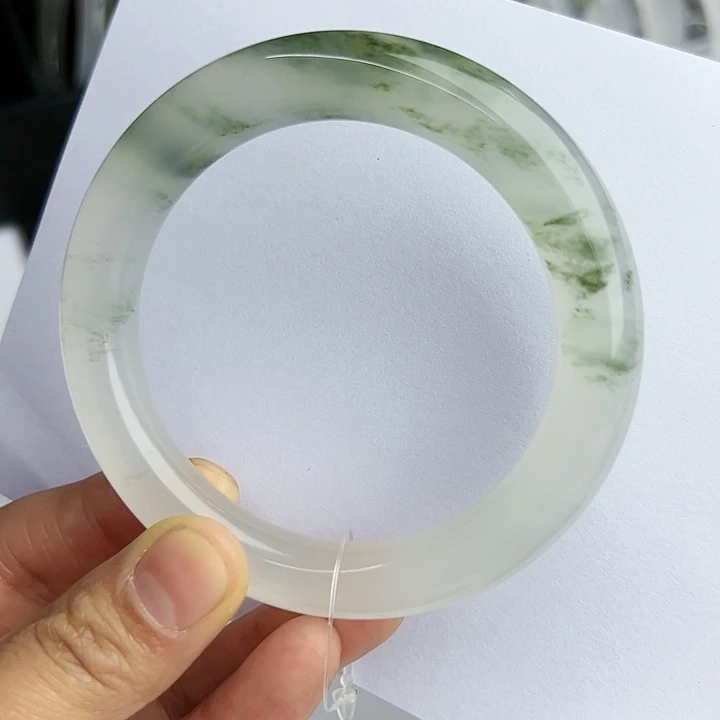 【闪购商品】石英质玉手镯未镶嵌