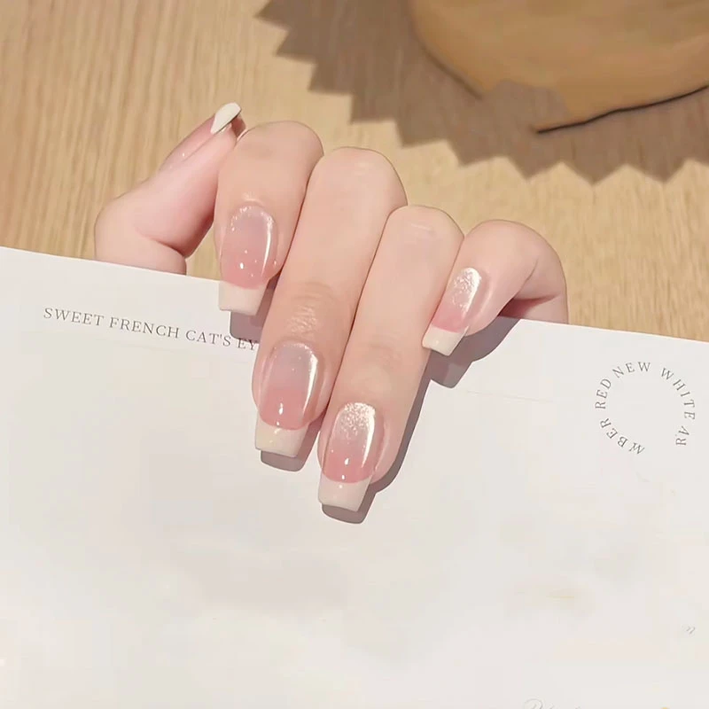 【夏日白开水】碎钻法式猫眼穿戴甲清新简约短甲高级感日常显白美甲