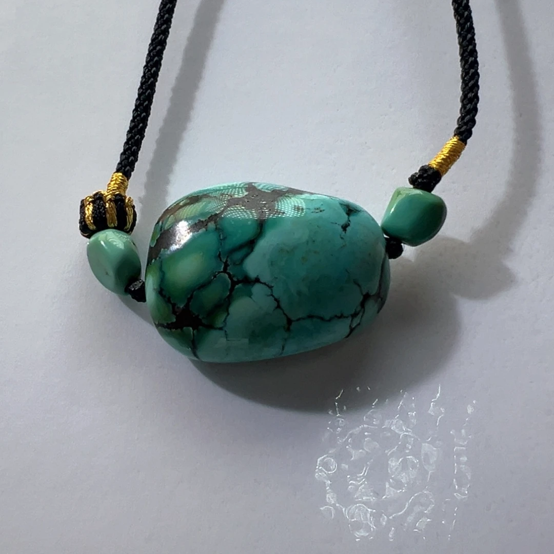 绿松石未镶嵌挂件