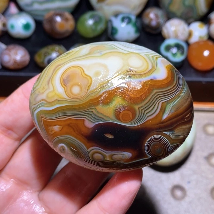 玛瑙/玉髓未镶嵌珠宝半成品