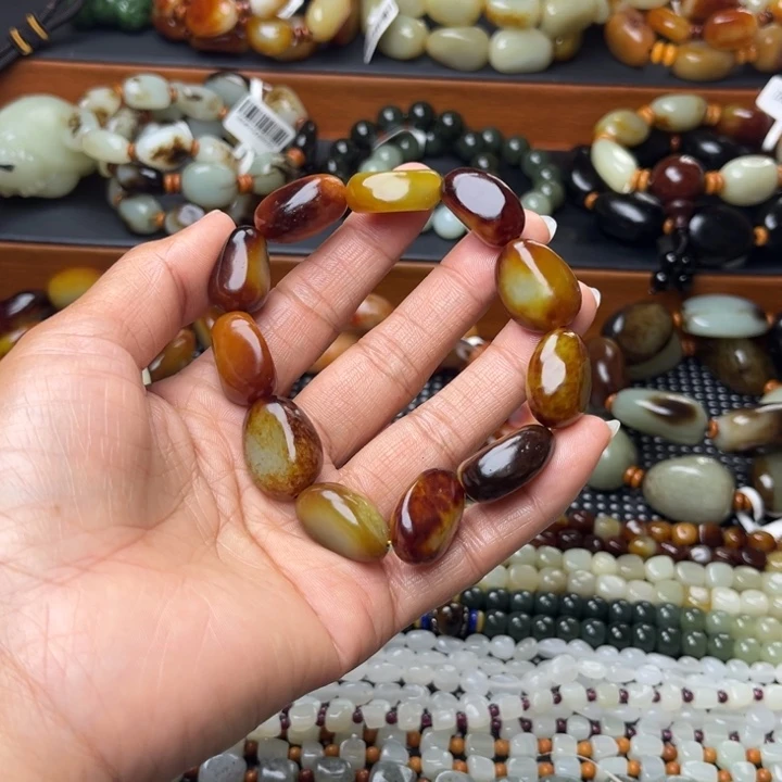 开***行和田玉未镶嵌手链