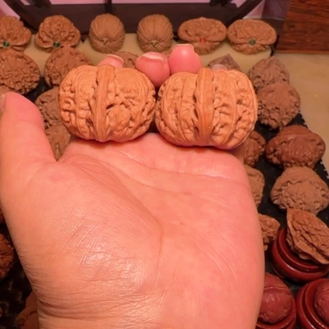 把件文玩核桃元宝