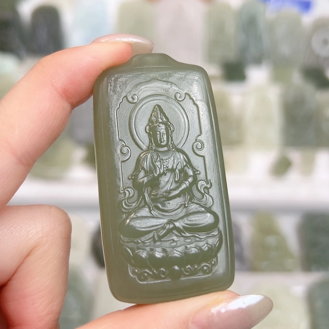 颈饰未镶嵌和田玉坐莲飘带观音