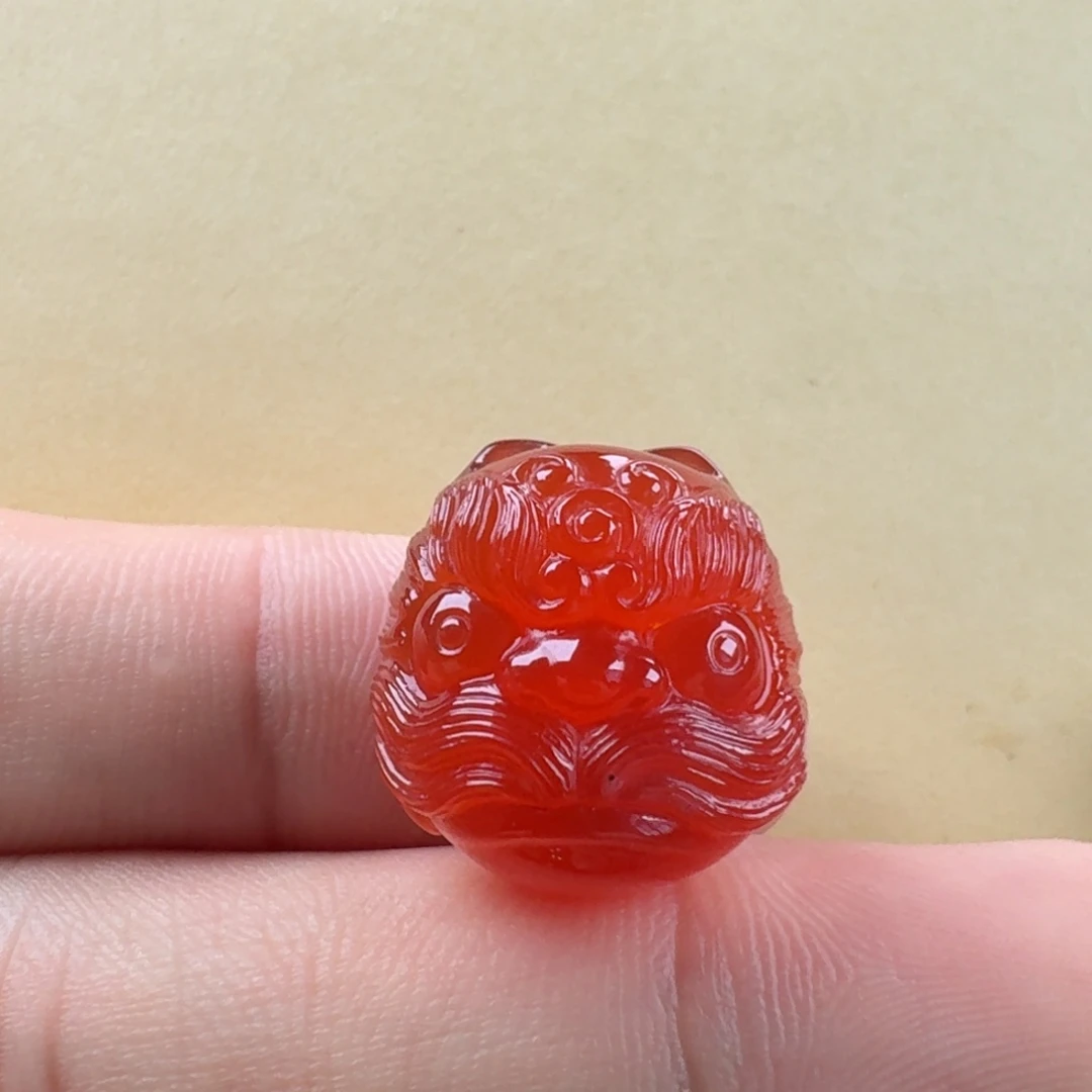 南红玛瑙未镶嵌宝石红醒狮