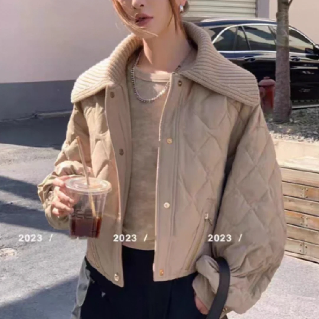 002翻领短款毛线三色棉衣（实物与图片略不同）