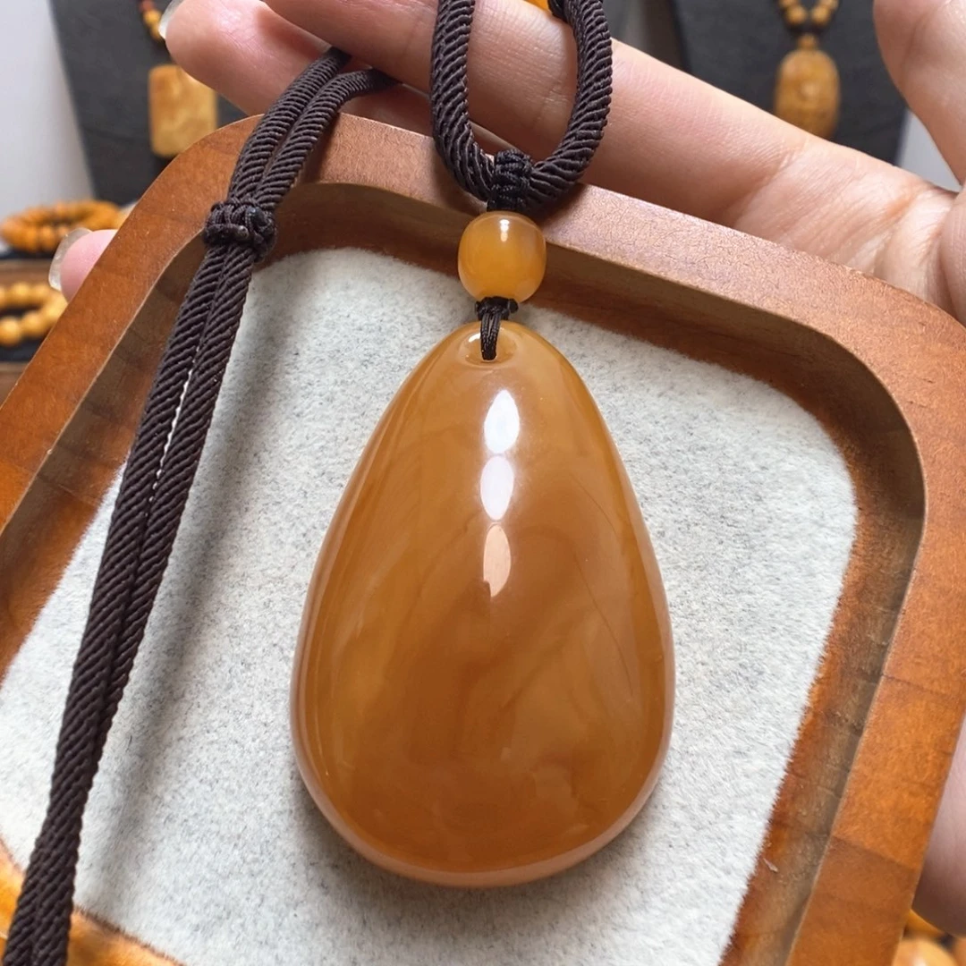 蜜蜡颈饰未镶嵌蜜蜡