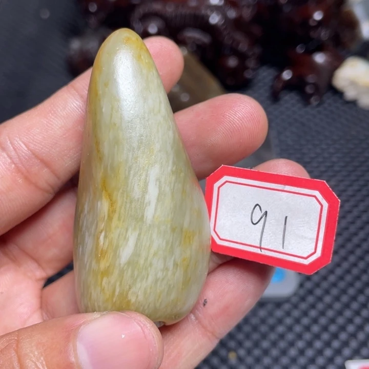 颈饰足铂镶嵌和田玉91