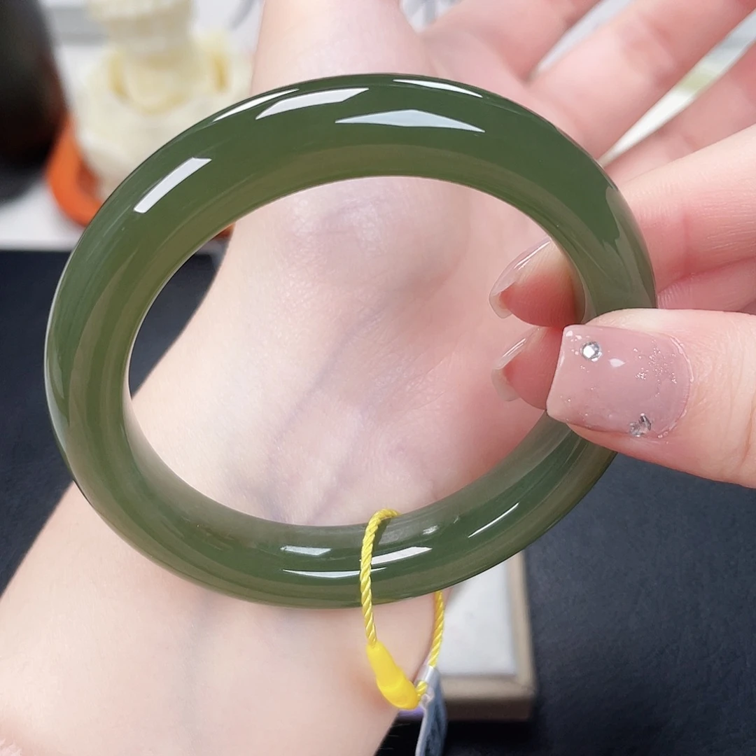 和田玉未镶嵌手镯54