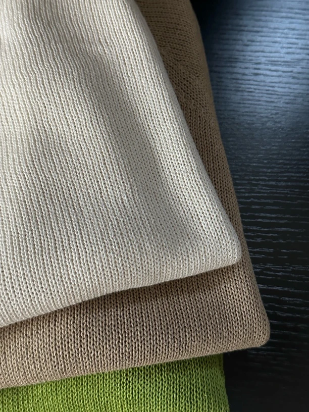 ENLI-无缝一体纸纱针织短袖