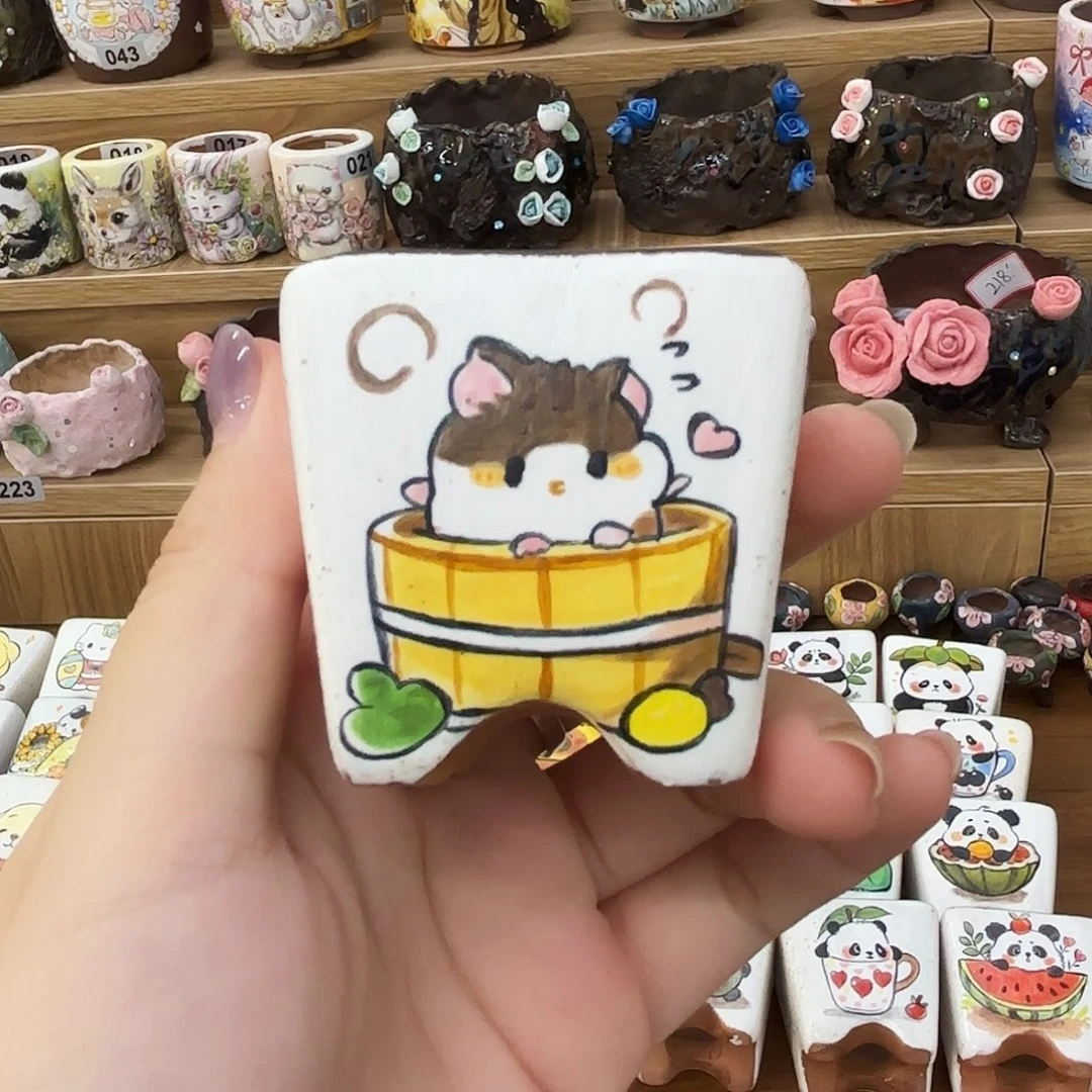 1345567788手绘花盆