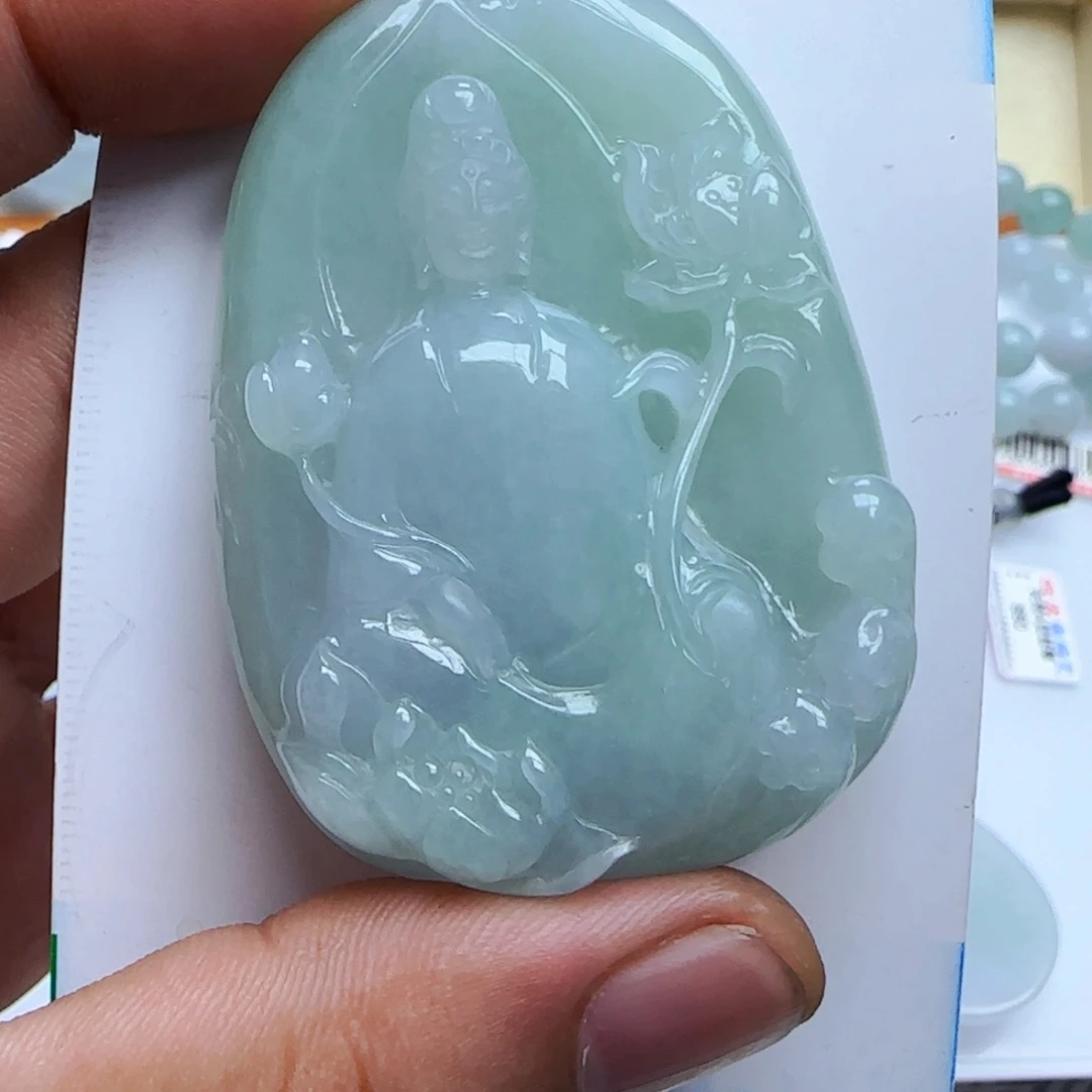 無***為翡翠未镶嵌颈饰翡翠