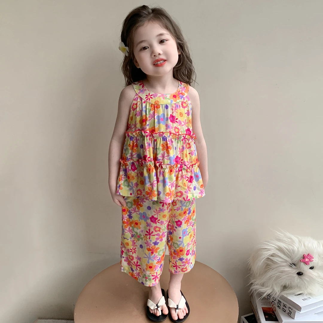 女童夏季绵绸吊带套装2025新款薄款宝宝碎花无袖挂脖九分裤两件套