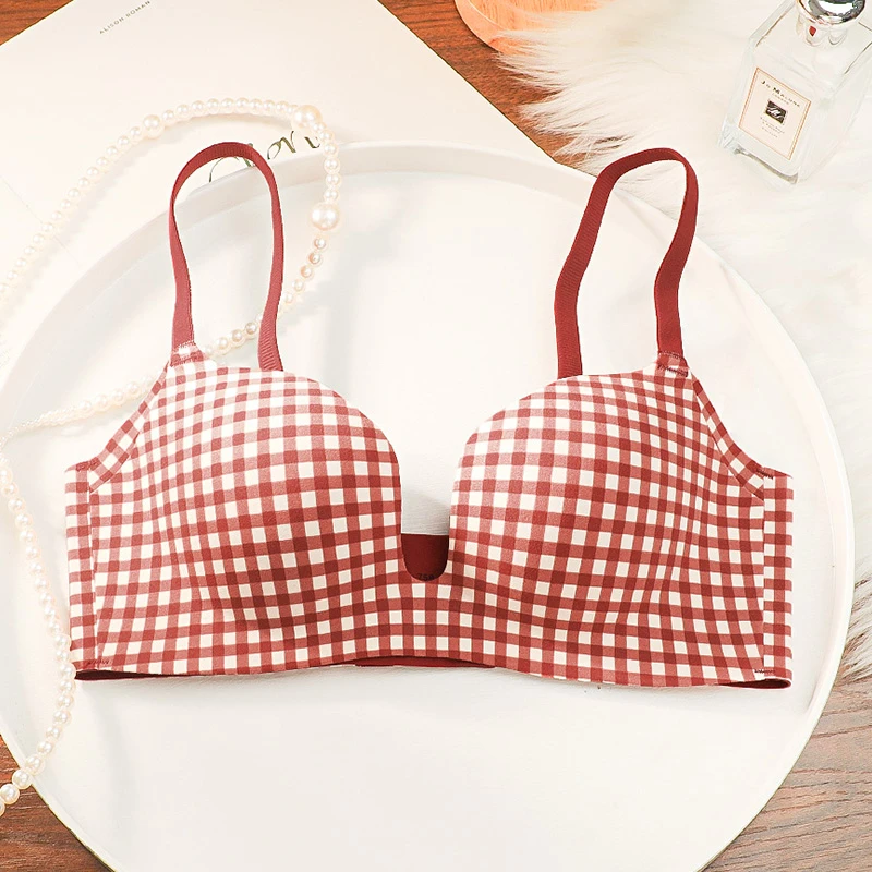 红色内衣女结婚新娘小胸聚拢显大防下垂收副乳无痕格子本命年文胸