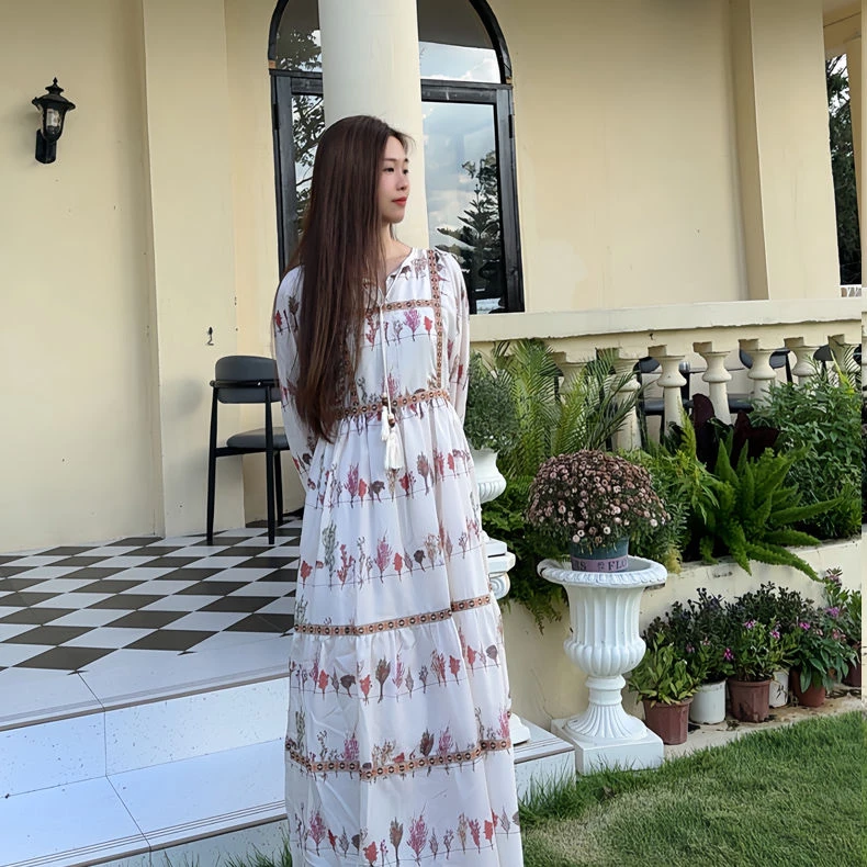 超火减龄碎花收腰连衣裙女秋2025新款今年流行爆款巨好看漂亮裙子