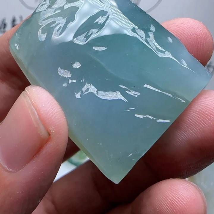 定制翡翠未镶嵌不包工