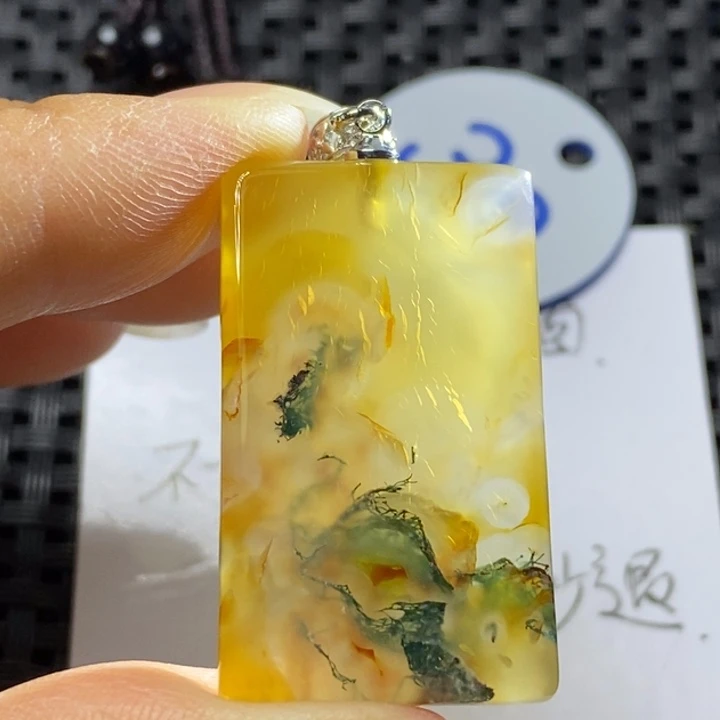 未镶嵌颈饰玛瑙/玉髓飘*