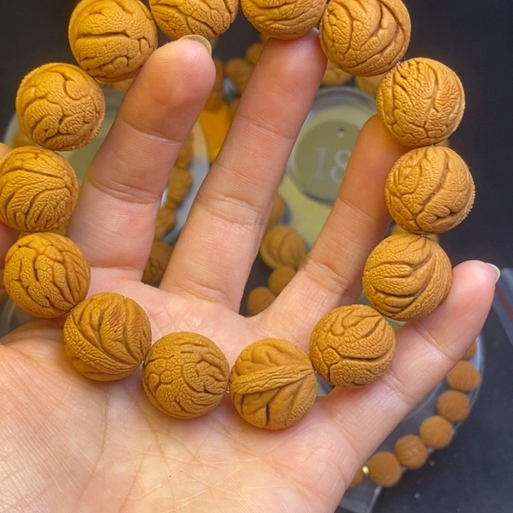 桃核吊坠秦岭龙纹桃核18尺寸