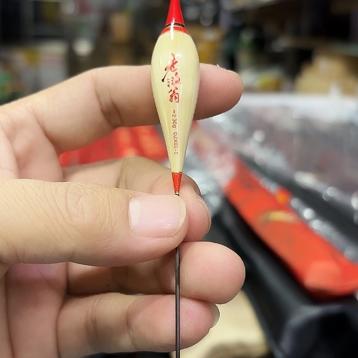 碳素1.8m以下老鱼翁鸽子蛋芦苇1号2.3克600长夜光