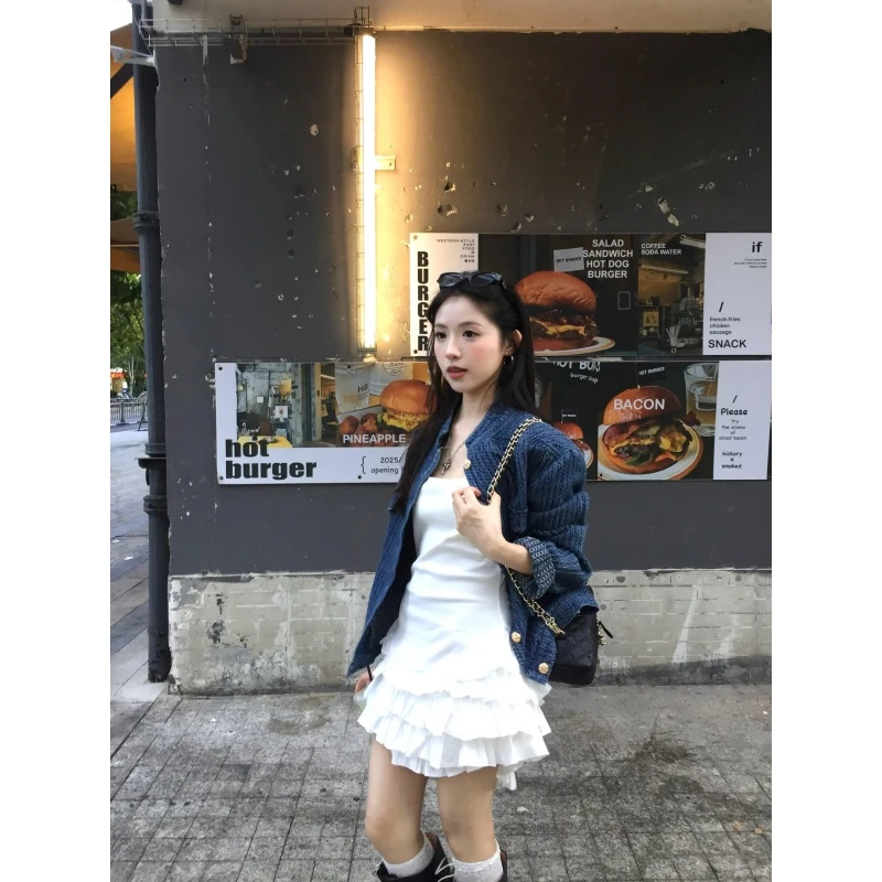 纯欲风性感气质显瘦花苞连衣裙女秋冬新款轻奢高级感百搭牛仔外套